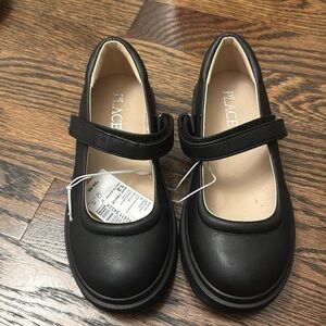 NWT Children’s Place Black Mary Jane Shoes. Girls Size 12